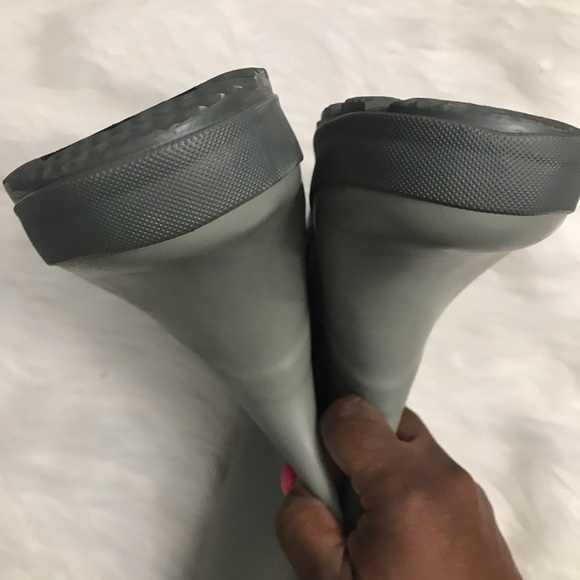 Ladies olive green rain boots - Picture 7 of 8